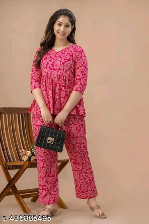 Women’s Printed Co-Ord Set Stylish Two-Piece Outfit for Girls & Women