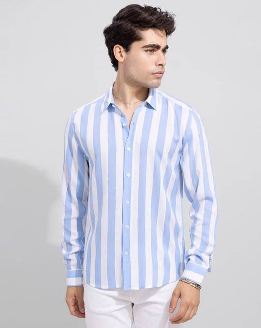 Men Regular Fit Striped Spread Collar Casual Shirt